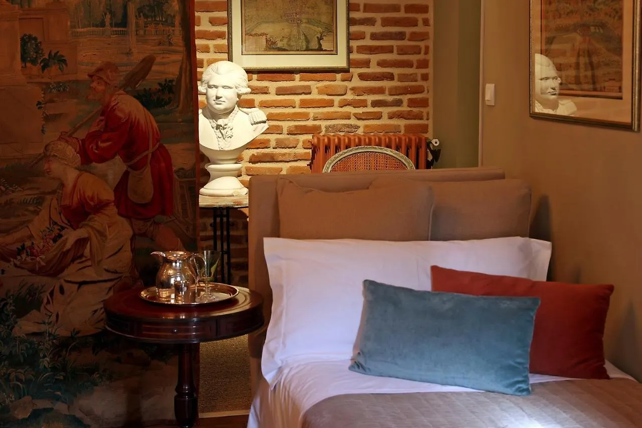Chambres D'Hotes La Tour Sainte-Cecile Albi France